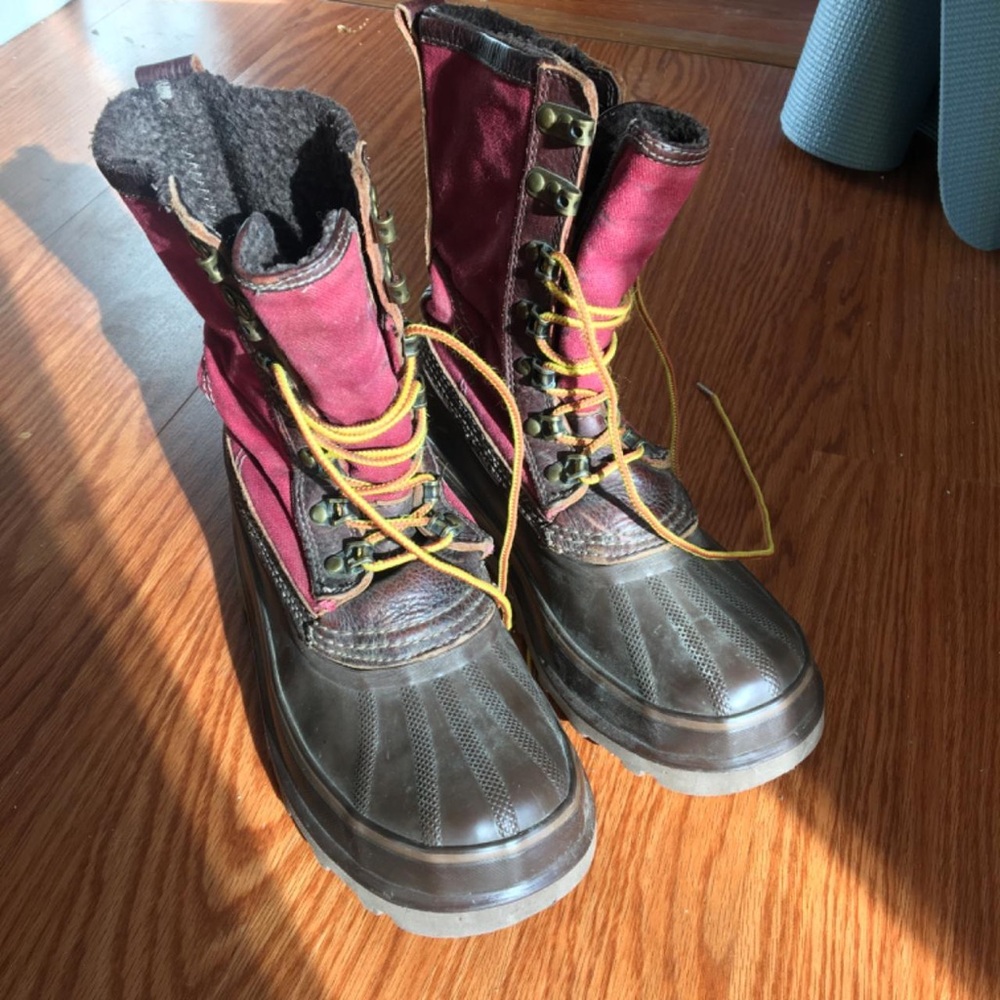 Women‘a Duluth Winter Boots 7.5